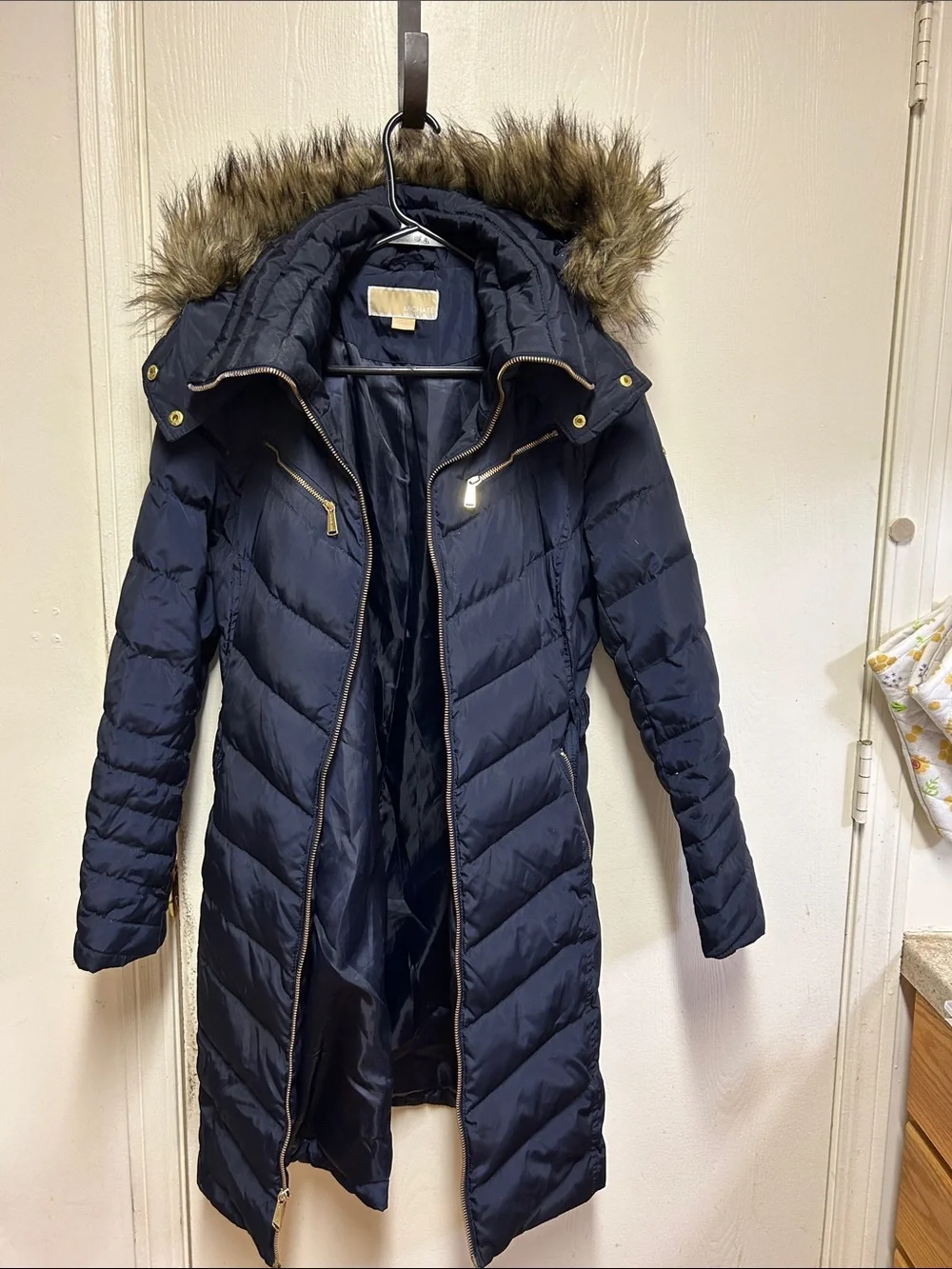 Michael Kors Navy Down Filled Quilted Belted Puffer Coat with Faux Fur Hood